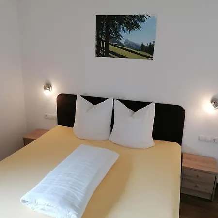 Gaestehaus Vier Jahreszeiten *