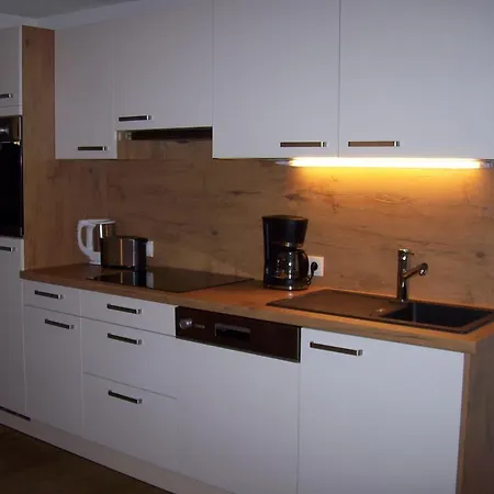 Apartament Gaestehaus Vier Jahreszeiten Mayrhofen