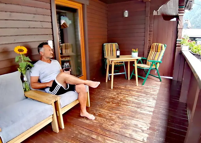 Gaestehaus Vier Jahreszeiten מאיירהופן