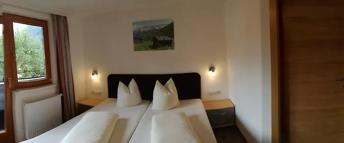 Gaestehaus Vier Jahreszeiten Lägenhet *