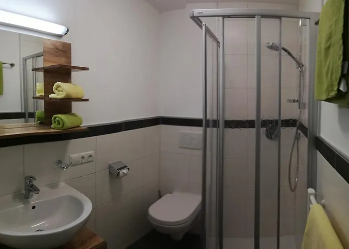 Gaestehaus Vier Jahreszeiten דירה מאיירהופן