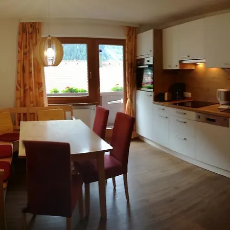 Appartement Gaestehaus Vier Jahreszeiten